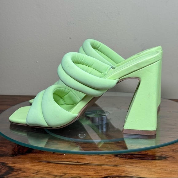 Open Edit Stella Sandal in Neon Green - Picture 9 of 16